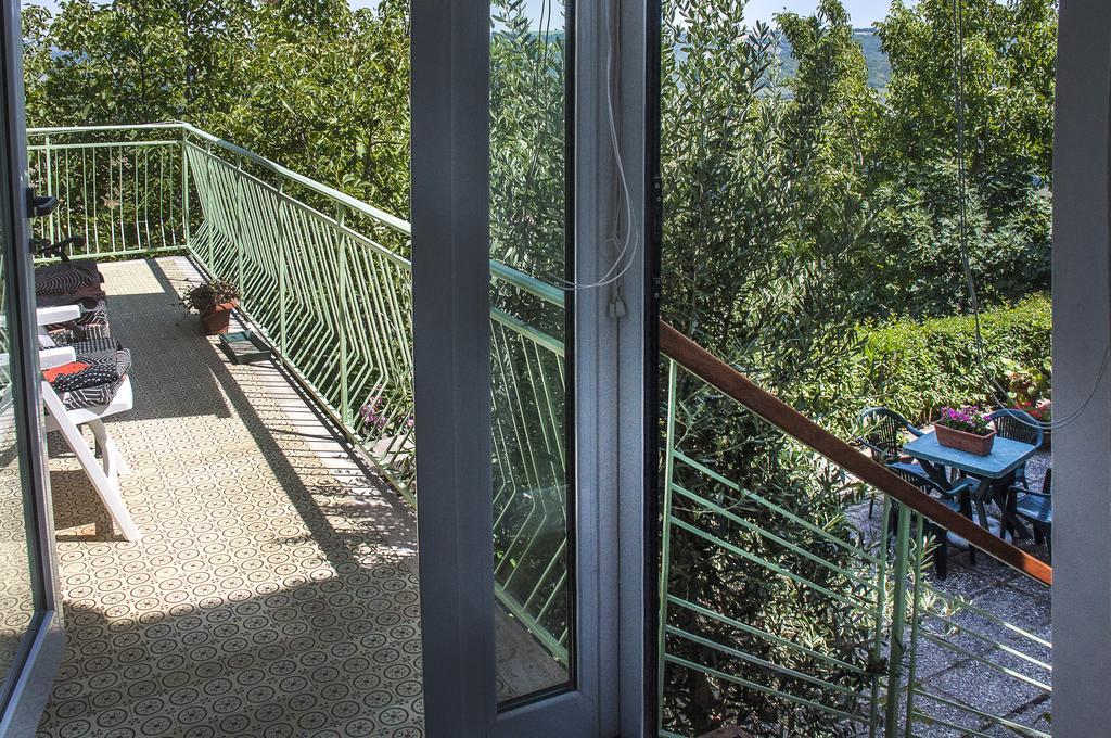 B&B Il Colle Serra San Quirico Экстерьер фото